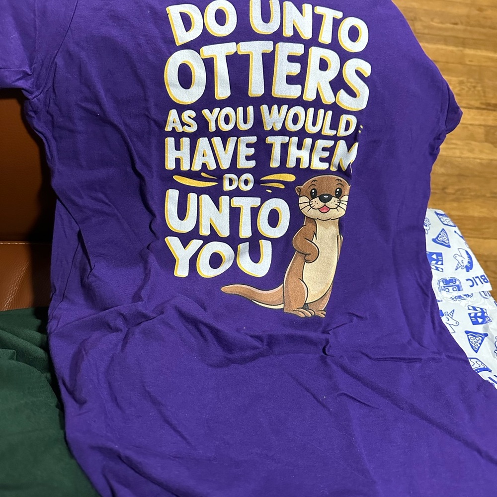 Otter T-Shirt